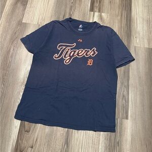 MLB Detroit Tigers T shirt • Size Large